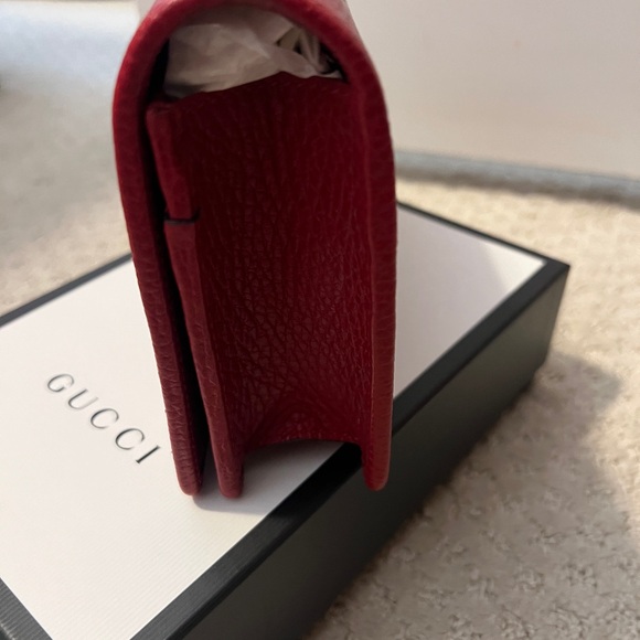 Red Gucci clutch with gold long chain. Perfect condition - Picture 2 of 10
